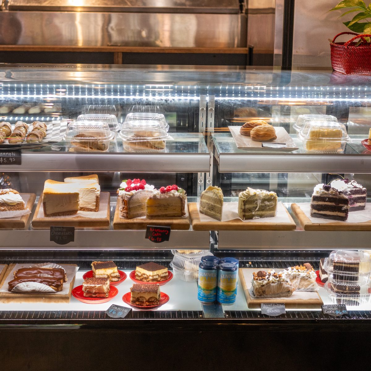 We The Italians: A New Location on Market Street