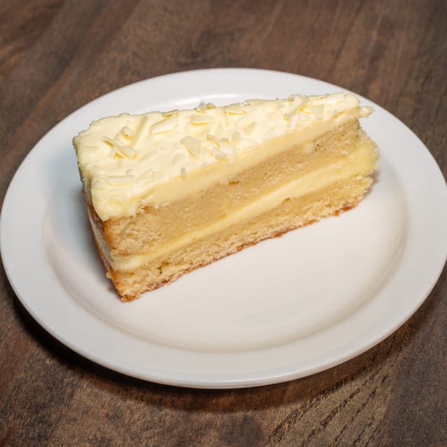 Limoncello Cake.